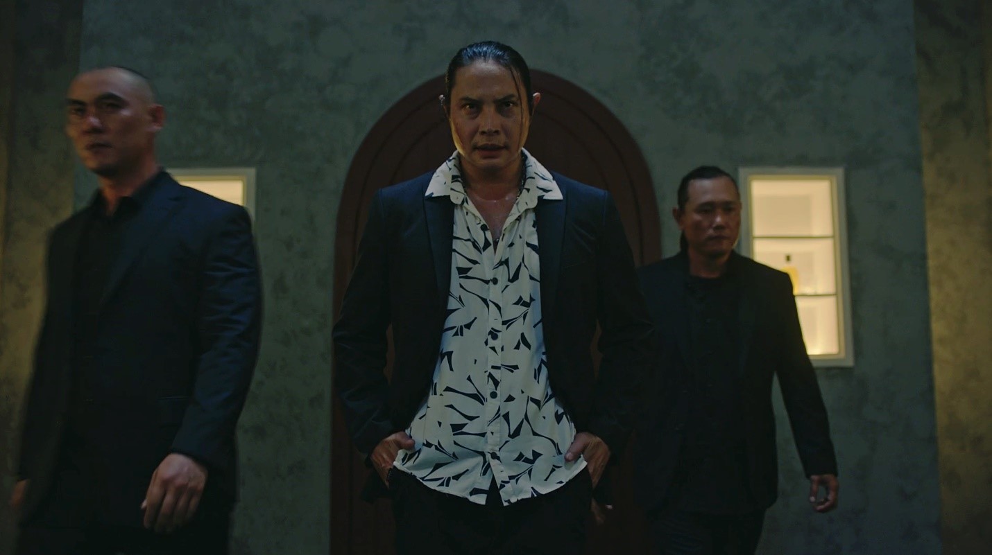  Simon Kook đưa “Bố Già Trở Lại” vượt khỏi khuôn khổ một bộ phim nội địa