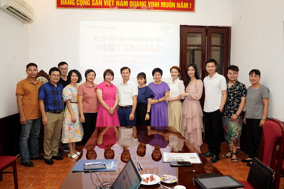 Công ty Truyền Thông Sức Mạnh Việt Nam ký kết tổ chức ngày hội Mottainai 2023 với báo Phụ Nữ Việt Nam
